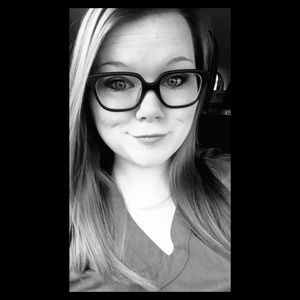 Meet your Posher, Lindsey